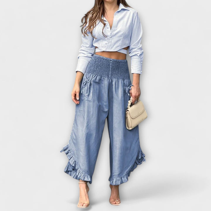 Pantalon en lin ample avec des plis à la mode