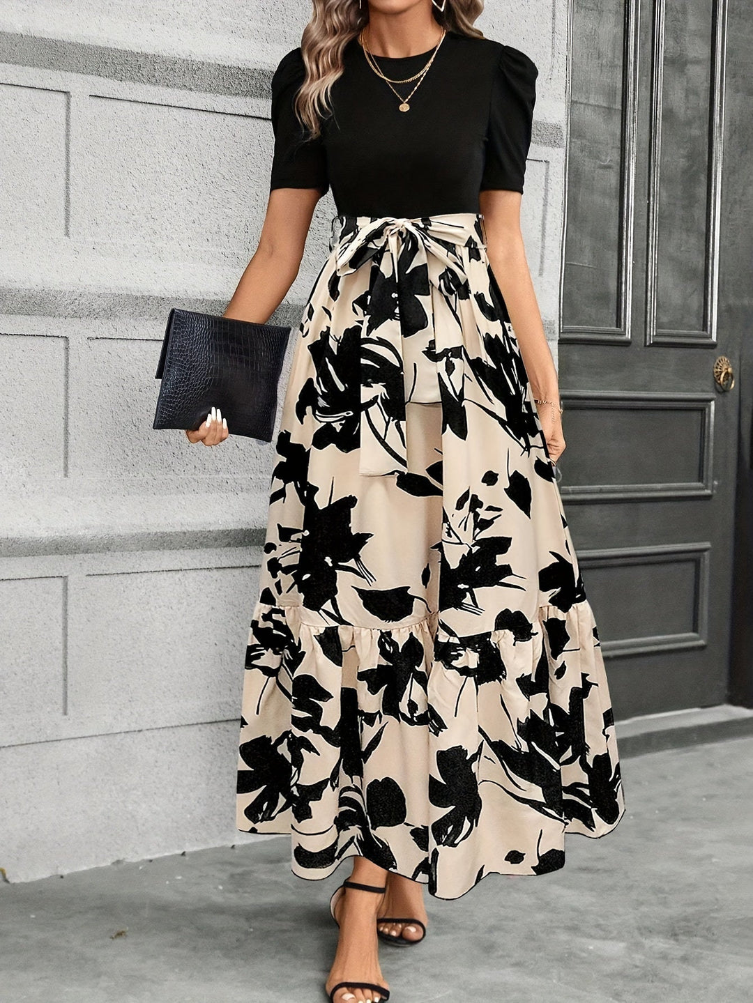 Briony - Robe Fleurie Taille Haute avec Ourlet Volant