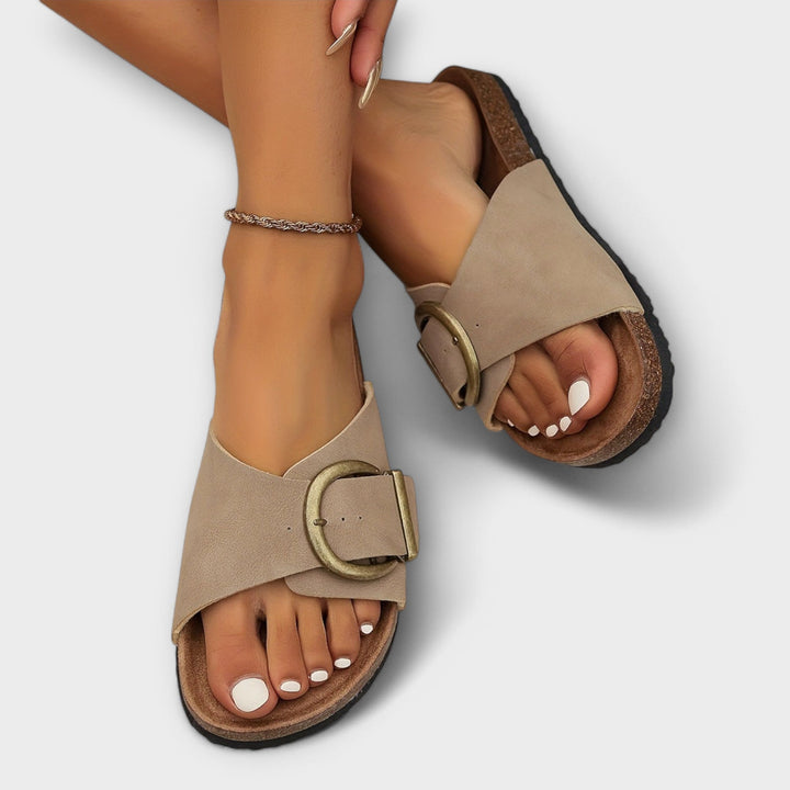 Sandales en liège pour femmes avec fermeture à boucle