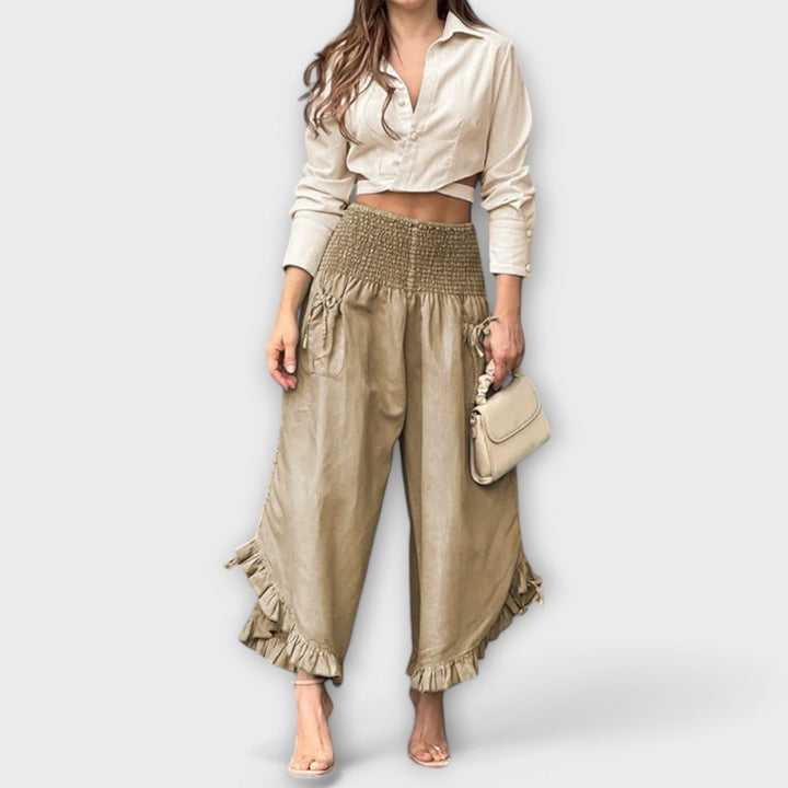 Pantalon en lin ample avec des plis à la mode