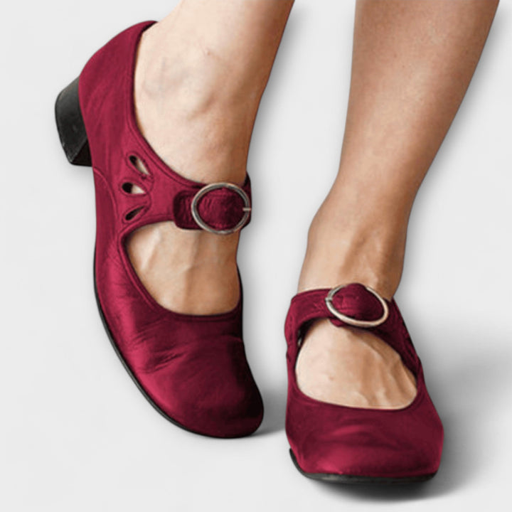 La sandale en cuir unique et confortable