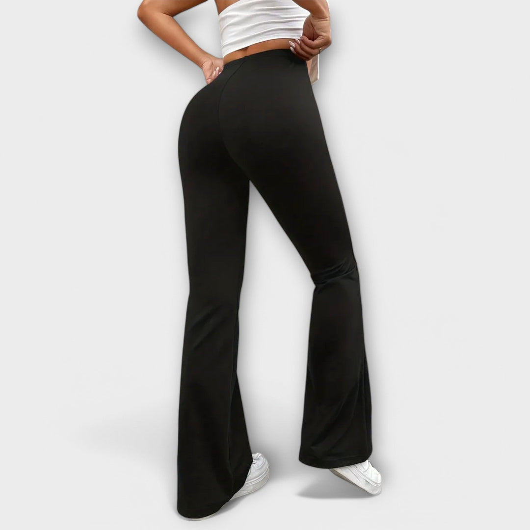Pantalon large avec jambes évasées