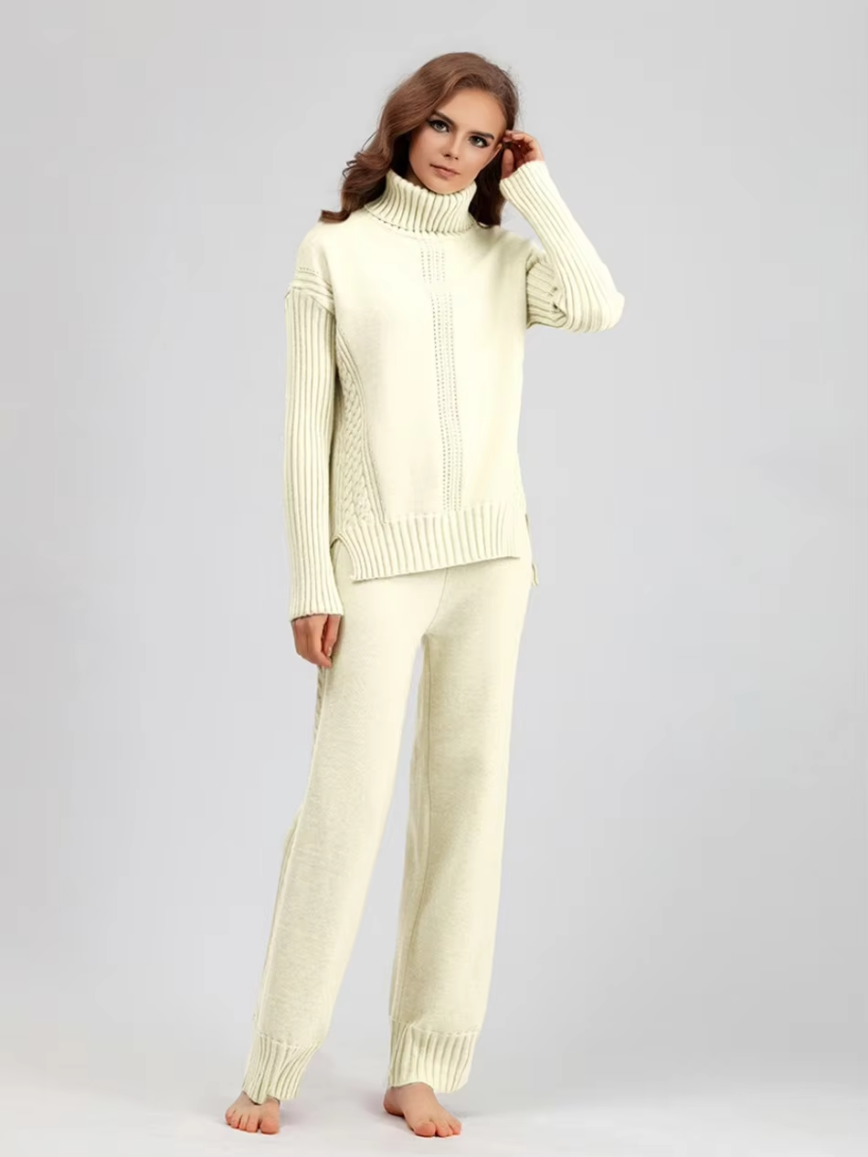 Scarlett™ - Ensemble élégant avec pull à col haut et pantalon ample