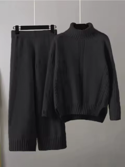 Scarlett™ - Ensemble élégant avec pull à col haut et pantalon ample